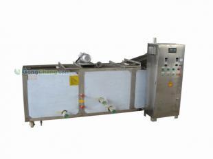 供应热销食品油炸机 新旭东机械花生米油炸机助力食品加工行业